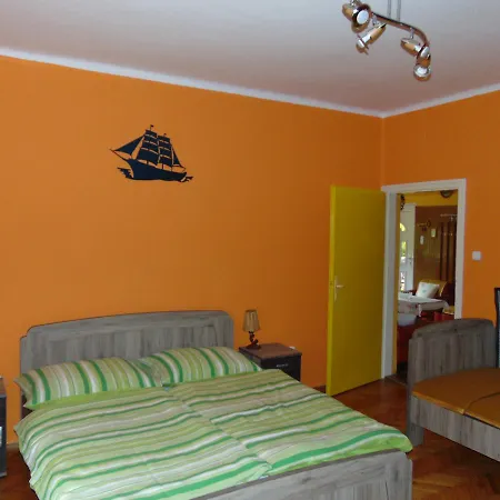 Szekely Apartment *