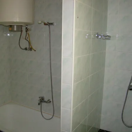 Szekely Apartment