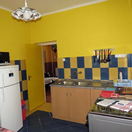 Szekely *